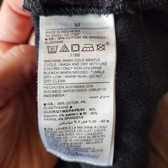 Black Maternity Sleeveless Dress - Picture 3 of 3